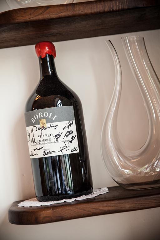 Locanda Del Pilone Alba Kültér fotó